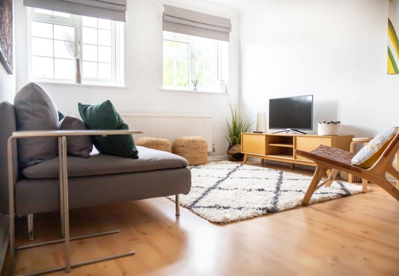 Guestready - Homely Leeds City Apartment Sleep 4 Meanwood Kültér fotó