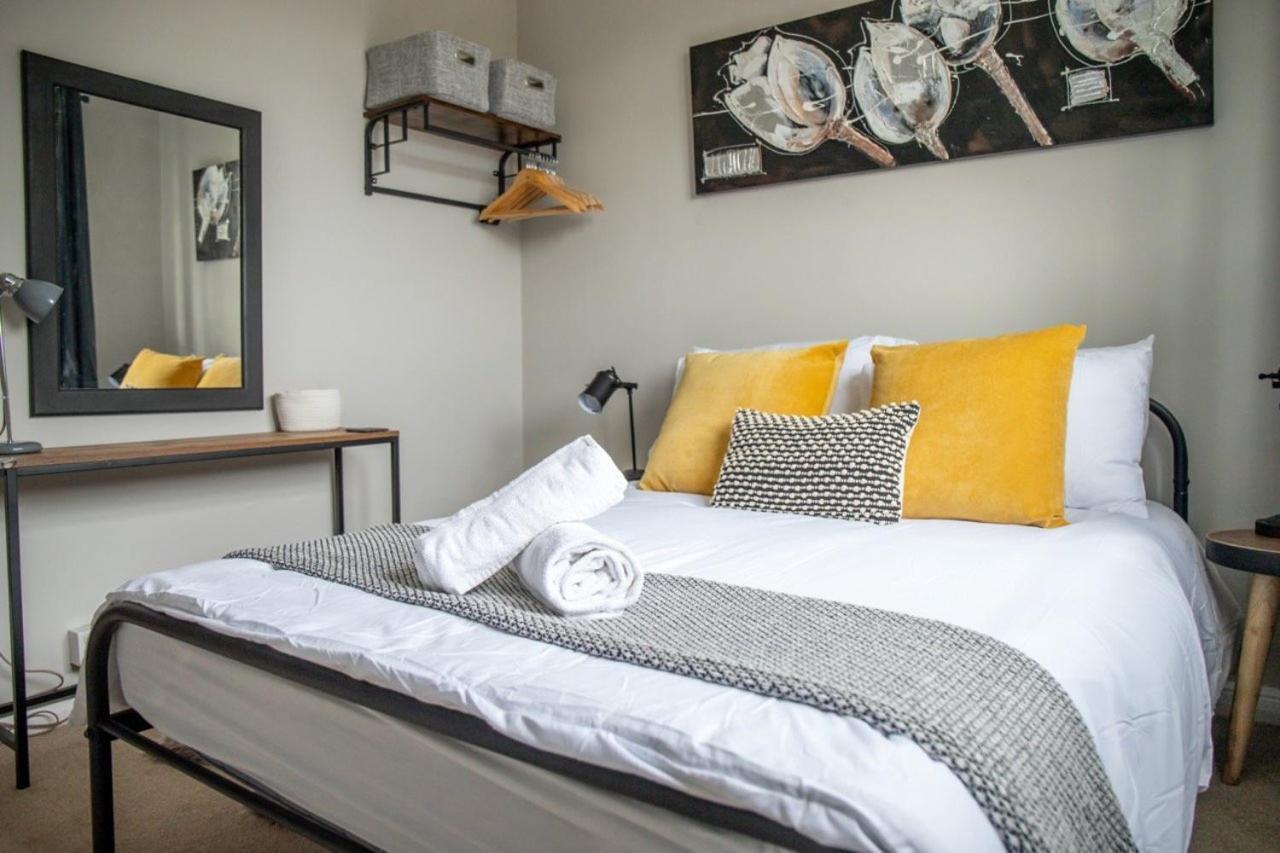 Guestready - Homely Leeds City Apartment Sleep 4 Meanwood Kültér fotó