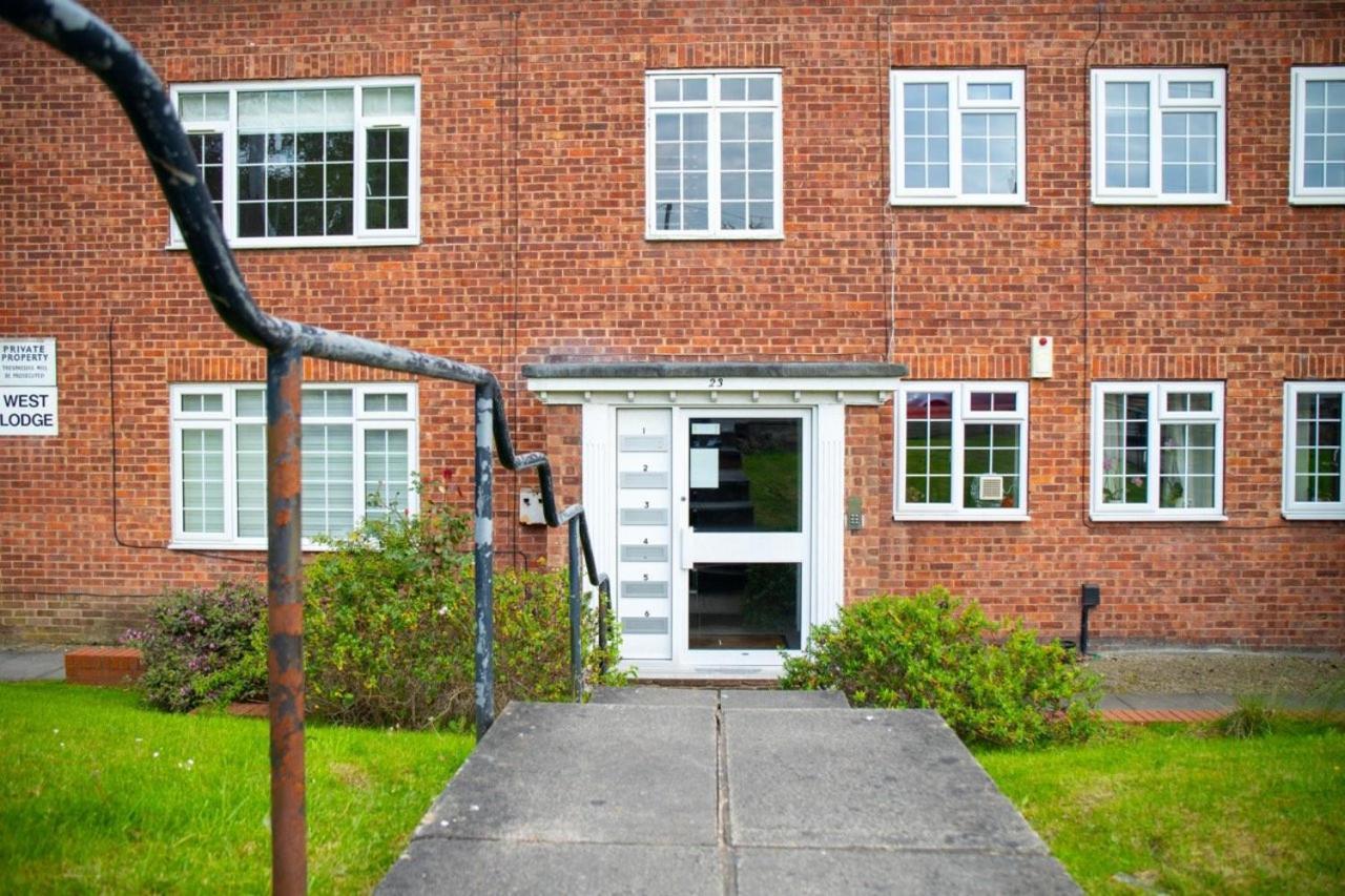 Guestready - Homely Leeds City Apartment Sleep 4 Meanwood Kültér fotó